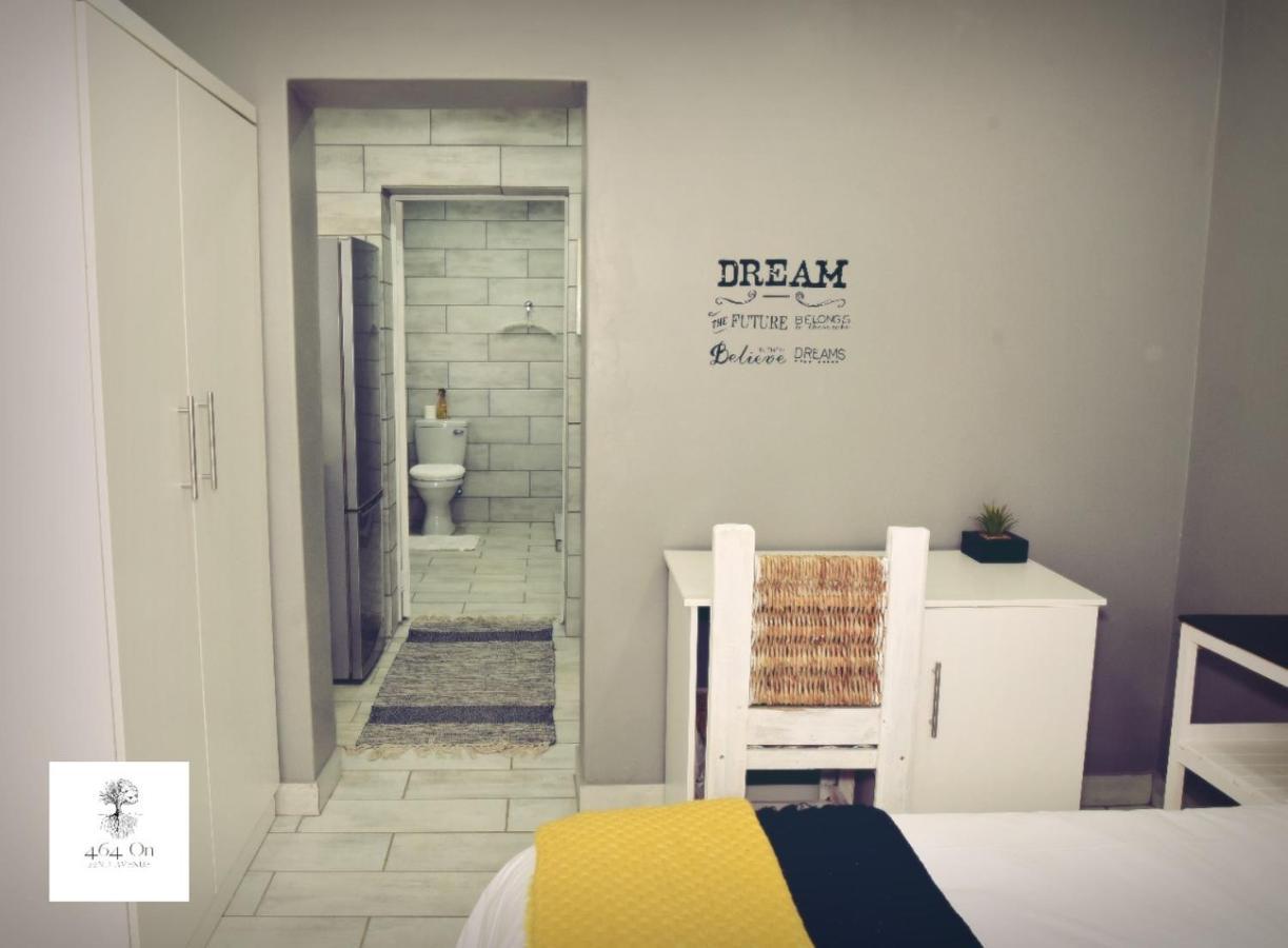 B&B 464 On 22Nd Ave Pretoria-Noord Esterno foto