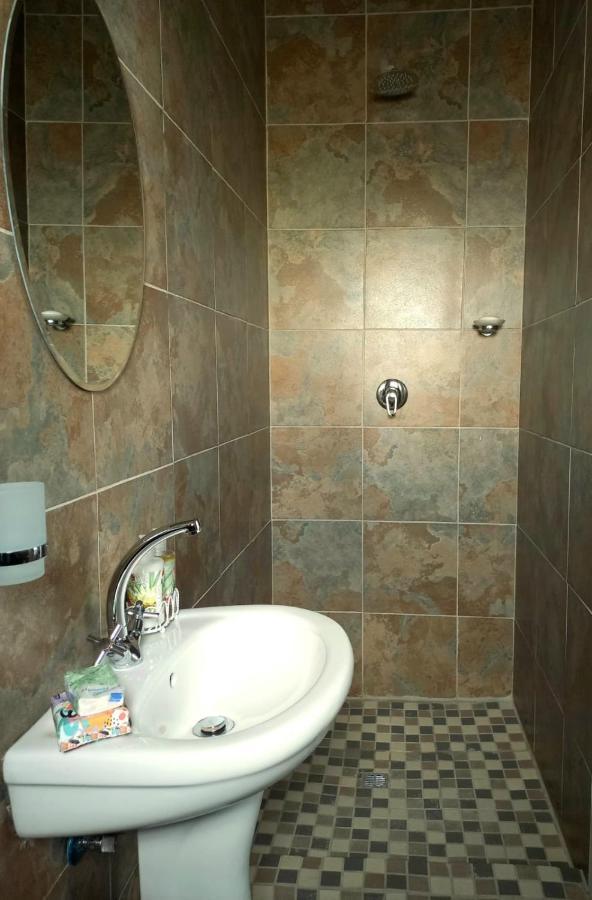 B&B 464 On 22Nd Ave Pretoria-Noord Esterno foto