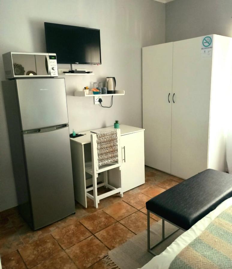 B&B 464 On 22Nd Ave Pretoria-Noord Esterno foto