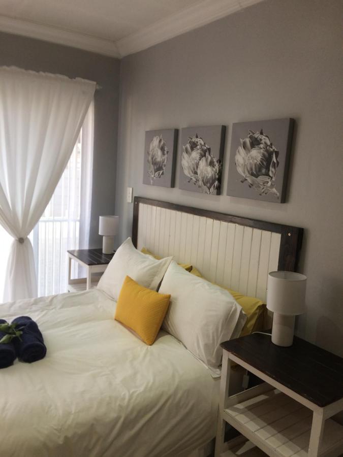 B&B 464 On 22Nd Ave Pretoria-Noord Esterno foto